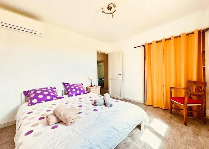 Maison Entiere Confort Pour 7 Personnes Bize-Minervois