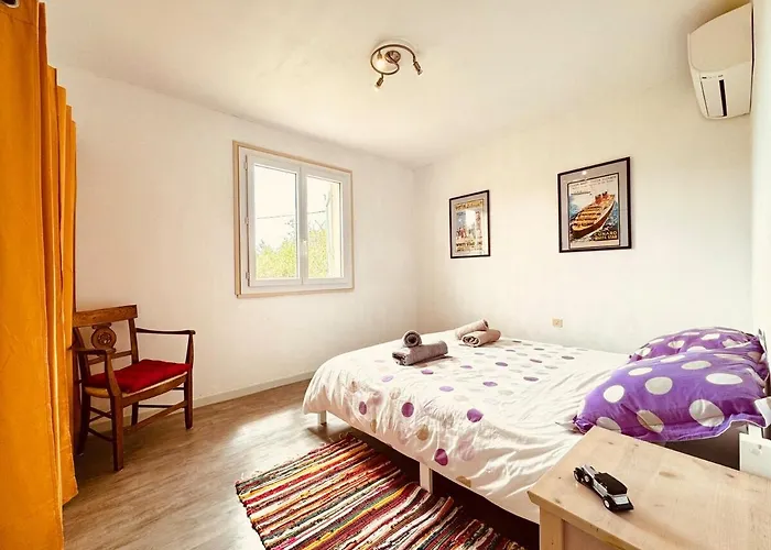 Maison Entiere Confort Pour 7 Personnes Bize-Minervois